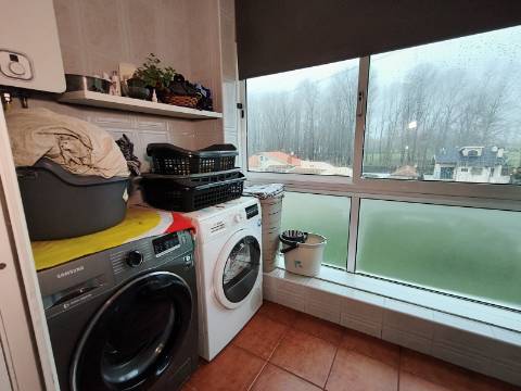 Apartamento T3 com varanda em Grijó