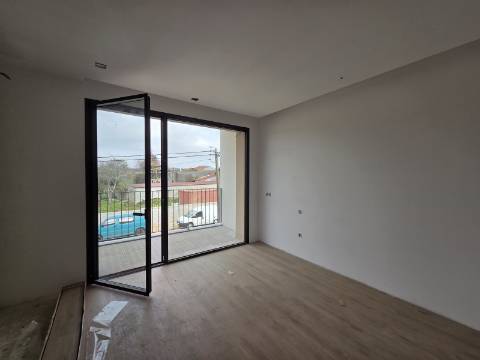 Moradia T3 moderno em Loureiro - Oliveira de Azeméis