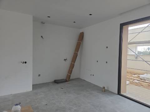 Moradia T3 moderno em Loureiro - Oliveira de Azeméis