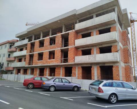 Apartamento T3 com varanda em Oliveira de Azeméis