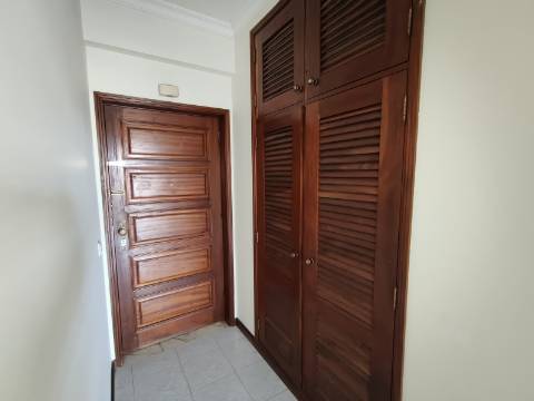 Apartamento para Arrendar em São João da Madeira