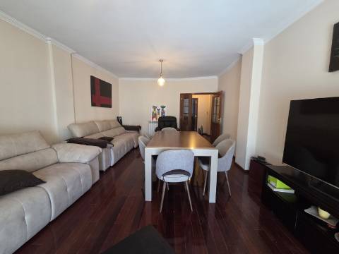 Apartamento T3 em São João da Madeira