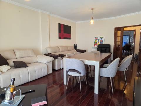 Apartamento T3 em São João da Madeira