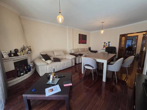 Apartamento T3 em São João da Madeira