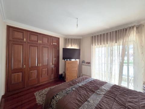 Apartamento T3 em São João da Madeira