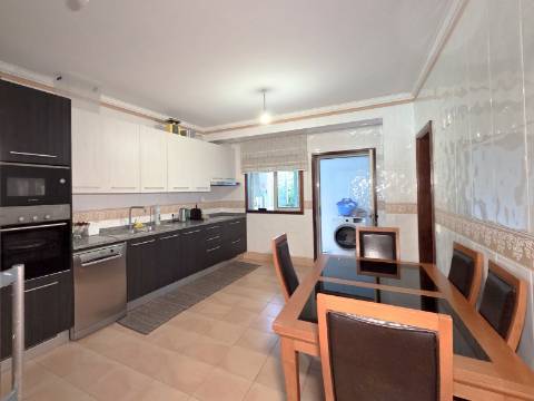 Apartamento T3 em São João da Madeira