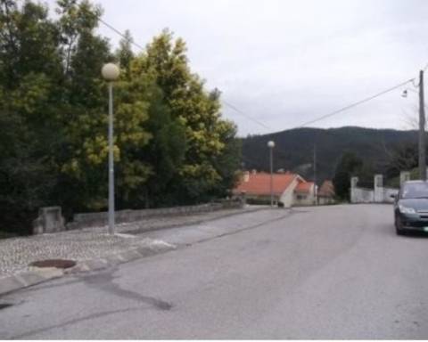 Terreno Urbano no Luso