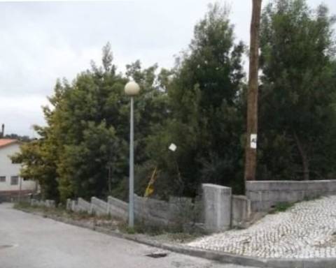 Terreno Urbano no Luso