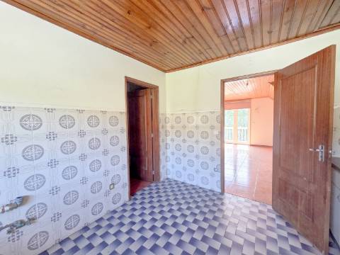 Moradia geminada T4 Em Felgueiras