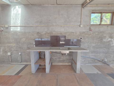 Moradia geminada T4 Em Felgueiras