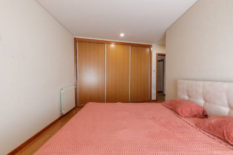 Apartamento T3 no Centro de Carregosa