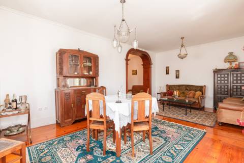 Moradia T4 em Cucujães