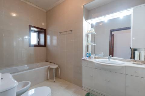 Moradia T4 em Cucujães