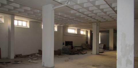 ARMAZÉM INDUSTRIAL - CENTRO QUELUZ