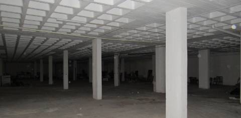 ARMAZÉM INDUSTRIAL - CENTRO QUELUZ