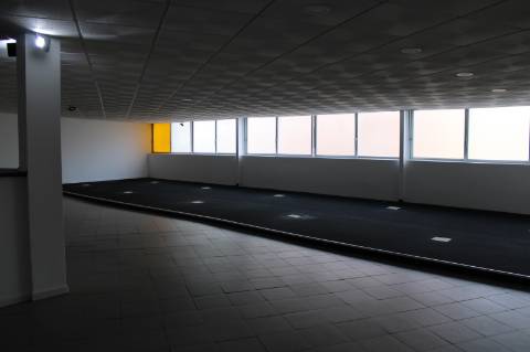 Ampla Loja Comercial no Centro de Sacavém