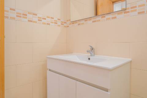 || OPORTUNIDADE INVESTIMENTO | Moradia Bi-Familiar T3 + T2 | TOTALMENTE REMODELADA ||