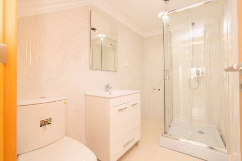 || OPORTUNIDADE INVESTIMENTO | Moradia Bi-Familiar T3 + T2 | TOTALMENTE REMODELADA ||