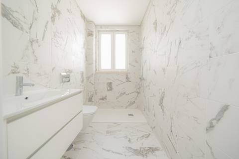 | APARTAMENTO T4 DUPLEX | ZONA RIBEIRINHA | 200 MT RIO SADO |