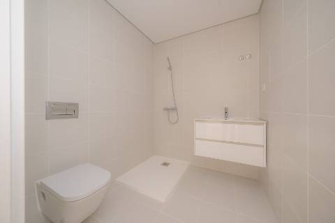 | APARTAMENTO T4 DUPLEX | ZONA RIBEIRINHA | 200 MT RIO SADO |