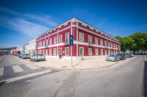 | APARTAMENTO T4 DUPLEX | ZONA RIBEIRINHA | 200 MT RIO SADO |