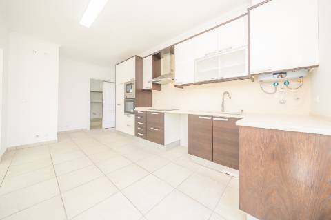 MORADIA T3+1 RENOVADA | VISTA MAR | PRAIA | SURF | NATUREZA