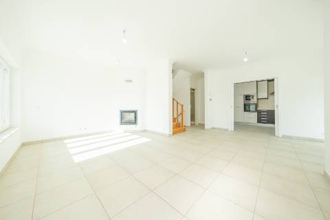 MORADIA T3+1 RENOVADA | VISTA MAR | PRAIA | SURF | NATUREZA