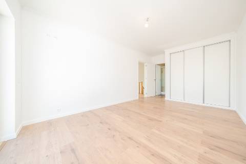 MORADIA T3+1 RENOVADA | VISTA MAR | PRAIA | SURF | NATUREZA