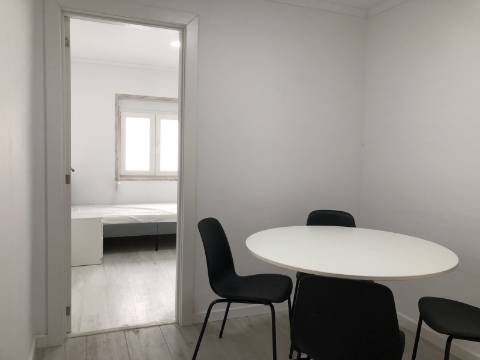 | EXCELENTE INVESTIMENTO | 7% RENTABILIDADE | ARRENDAMENTO ESTUDANTES |