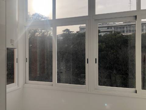 || RENOVADO | Apartamento T1 NO CENTRO LISBOA ||