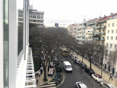 || RENOVADO | Apartamento T1 NO CENTRO LISBOA ||