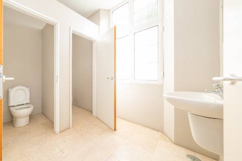 || PRÉDIO HISTÓRICO | MAGNIFICO ESTADO DE CONSERVAÇÃO ||