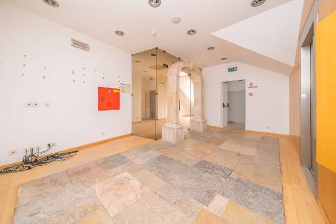 || PRÉDIO HISTÓRICO | MAGNIFICO ESTADO DE CONSERVAÇÃO ||