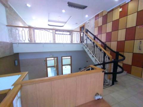 || LOJA 3 PISOS || 208 M2 || CENTRO DO BARREIRO ||