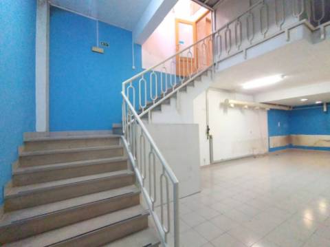 || LOJA 3 PISOS || 208 M2 || CENTRO DO BARREIRO ||