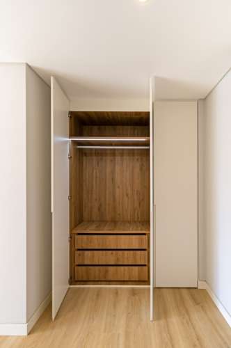 Apartamento de Luxo T3 em Carcavelos: Conforto, Design e Localização Privilegiada