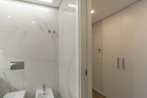 Apartamento T3 de Charme na Quinta das Marianas, Parede - Modernidade, Conforto e Proximidade ao Mar