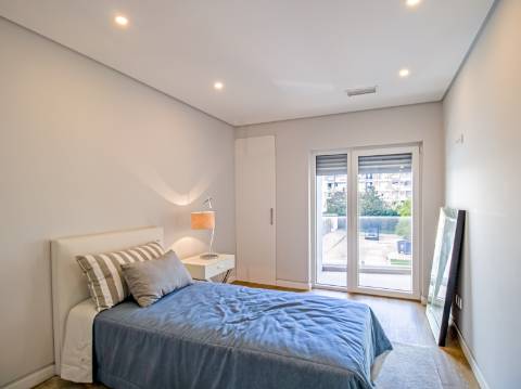 Apartamento T3 de Charme na Quinta das Marianas, Parede - Modernidade, Conforto e Proximidade ao Mar