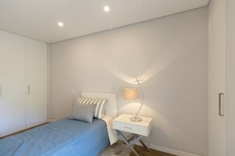 Apartamento T3 de Charme na Quinta das Marianas, Parede - Modernidade, Conforto e Proximidade ao Mar