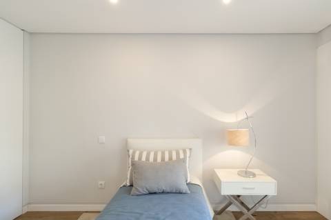 Apartamento T3 de Charme na Quinta das Marianas, Parede - Modernidade, Conforto e Proximidade ao Mar