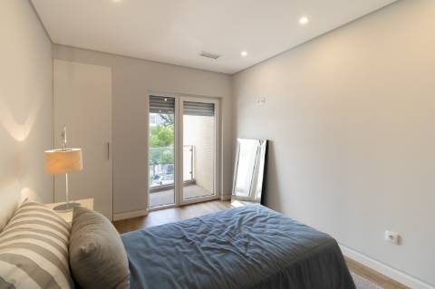 Apartamento T3 de Charme na Quinta das Marianas, Parede - Modernidade, Conforto e Proximidade ao Mar