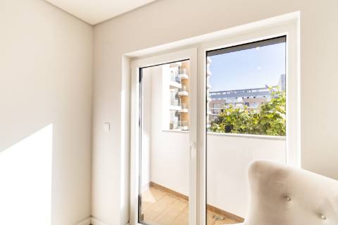 Apartamento T3 de Charme na Quinta das Marianas, Parede - Modernidade, Conforto e Proximidade ao Mar