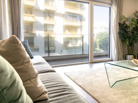 Apartamento T3 de Charme na Quinta das Marianas, Parede - Modernidade, Conforto e Proximidade ao Mar