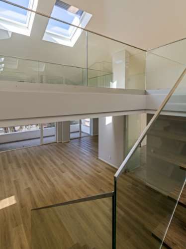 Elegância e Conforto num Duplex T3+1 com Mezanine em Carcavelos - O Espaço dos Seus Sonhos