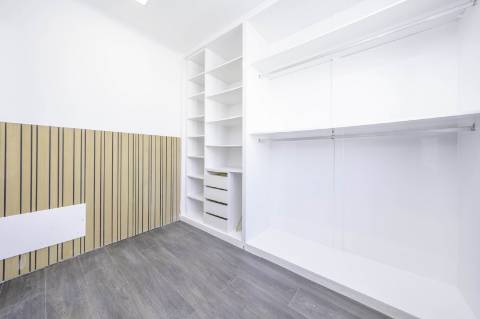 Moradia T4+1 em Campolide - Com Piscina e em Renovação Total com Conforto e Elegância