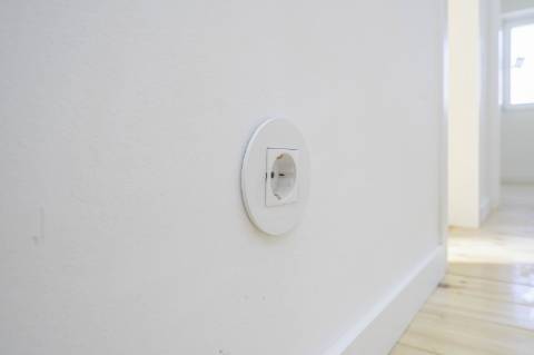 Moradia T4+1 em Campolide - Com Piscina e em Renovação Total com Conforto e Elegância