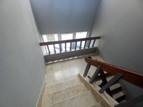 || CENTRO DO MONTIJO | Apartamento T2 | AMPLA OFERTA DE SERVIÇOS ||
