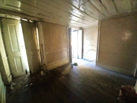 || OPORTUNIDADE INVESTIMENTO | Prédio em Alcântara | PARA REMODELAÇÃO TOTAL ||