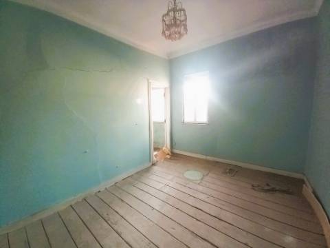 || OPORTUNIDADE INVESTIMENTO | Prédio em Alcântara | PARA REMODELAÇÃO TOTAL ||