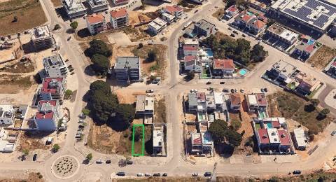 Baixa de Preço | TERRENO URBANO | MORADIA T3 | QUINTA DA AMIZADE